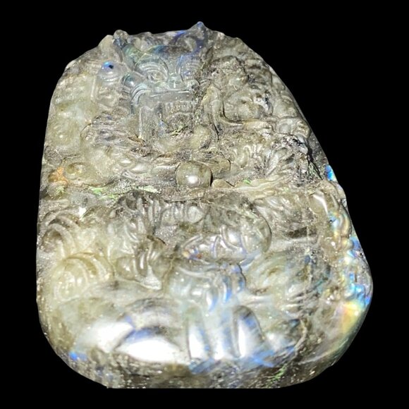 Carved Labradorite Dragon cabochon - Picture 5 of 15